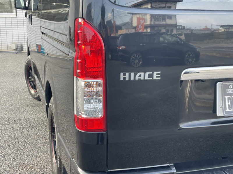 HIACE VAN