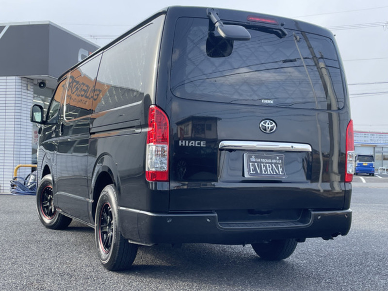 HIACE VAN