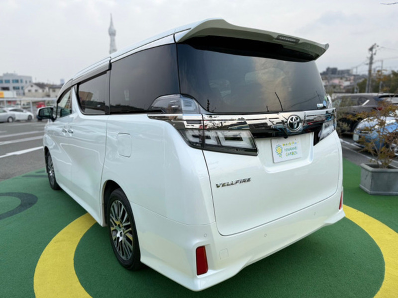 VELLFIRE