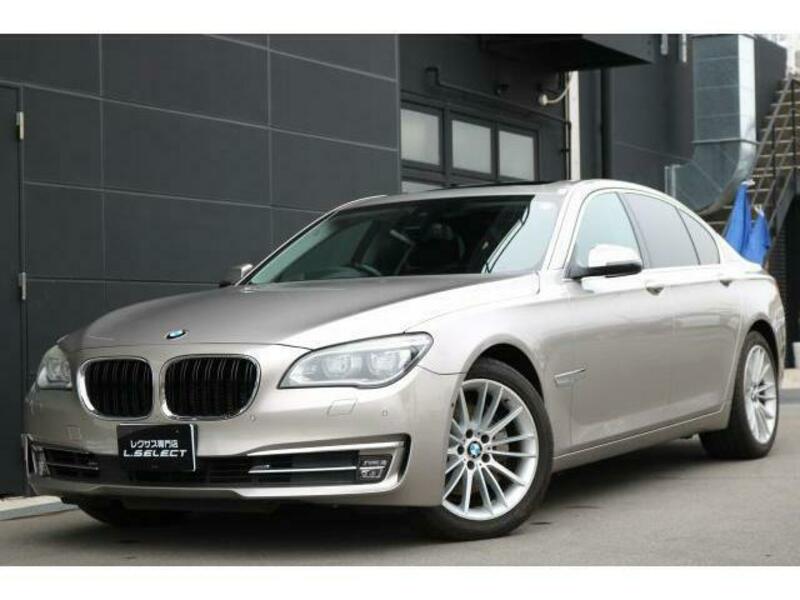 BMW 7 SERIES