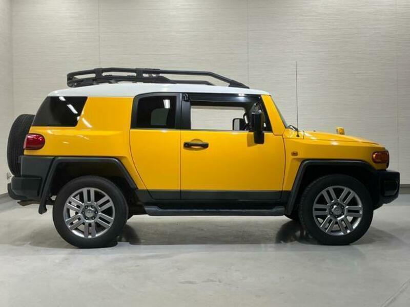 FJ CRUISER