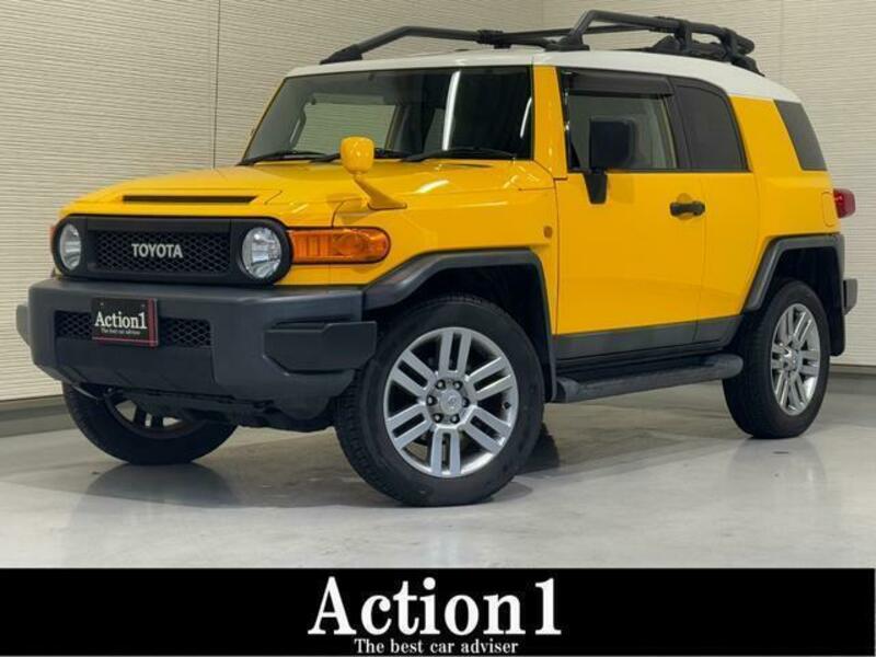 TOYOTA FJ CRUISER