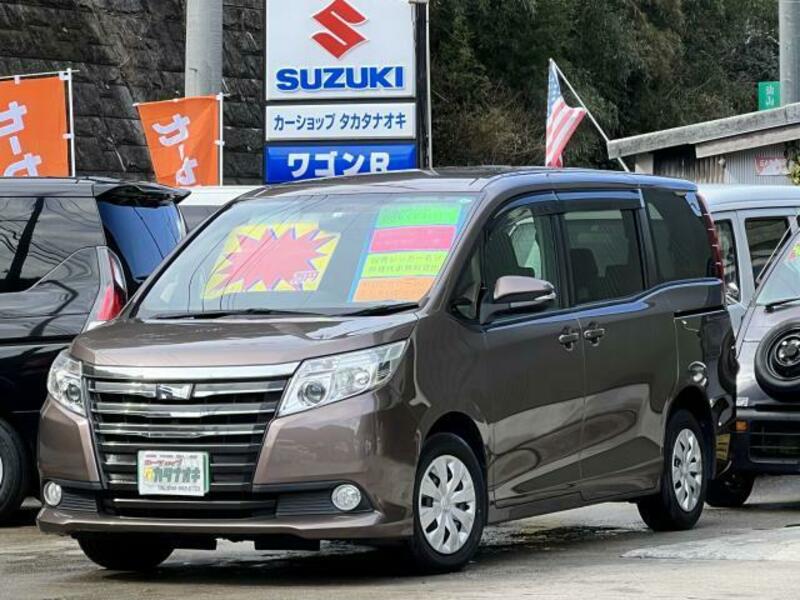 TOYOTA NOAH