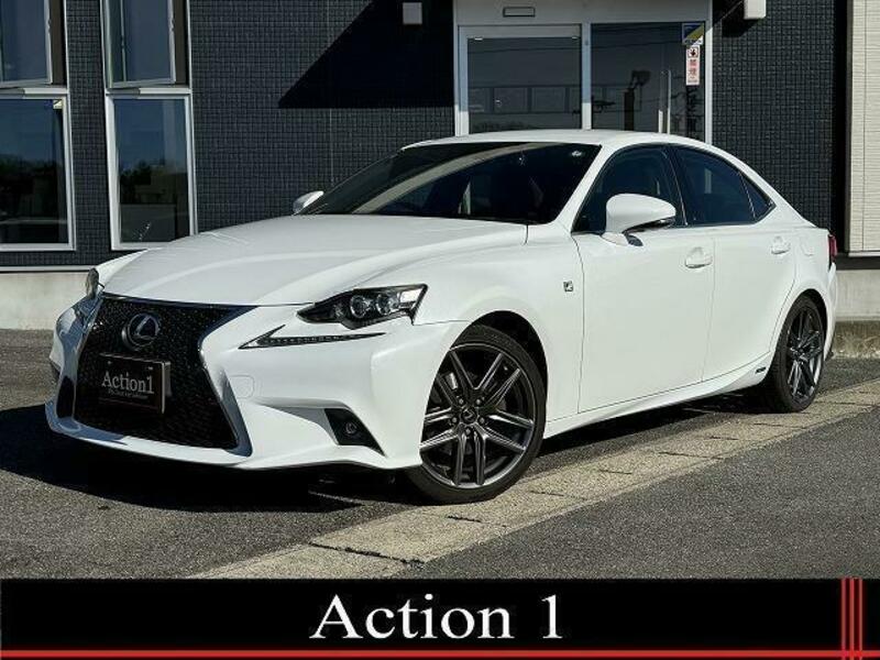 LEXUS IS