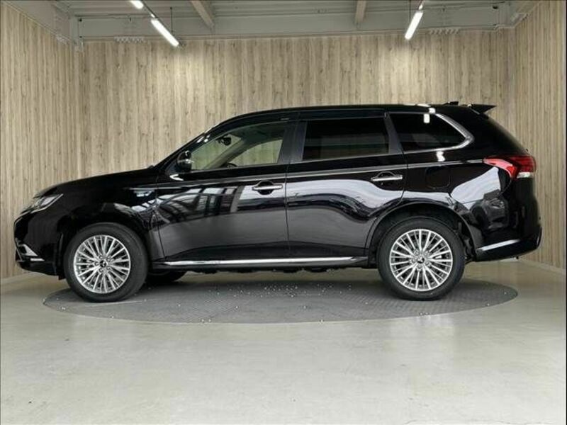 OUTLANDER PHEV