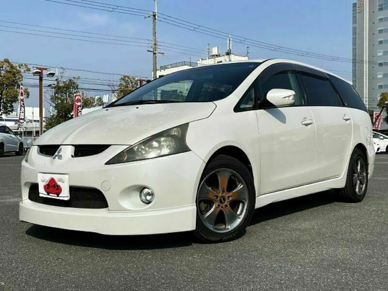 MITSUBISHI GRANDIS