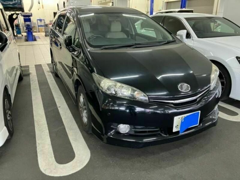 TOYOTA WISH