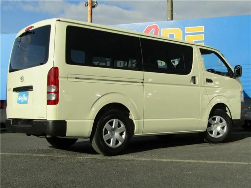 HIACE VAN