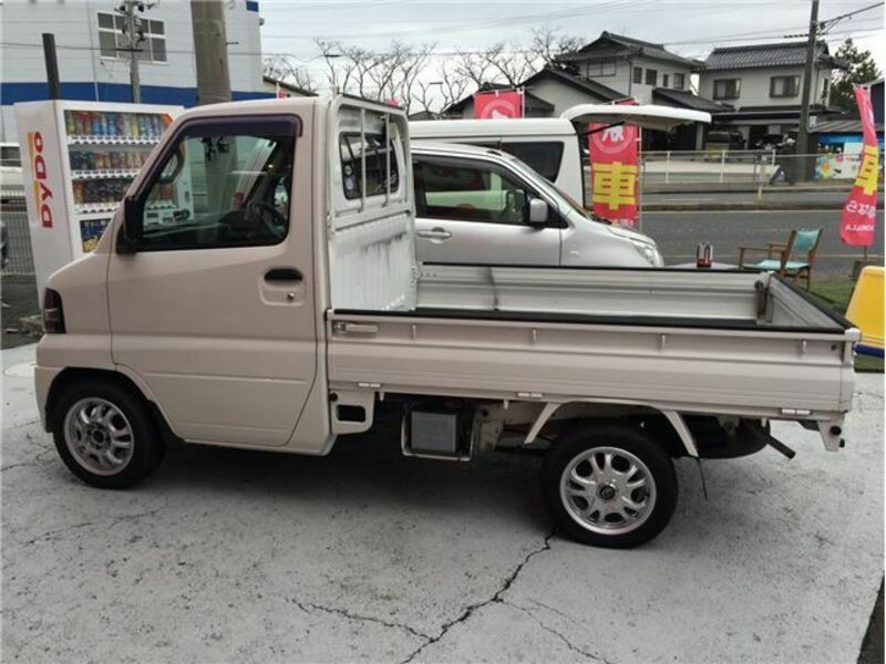 MINICAB TRUCK