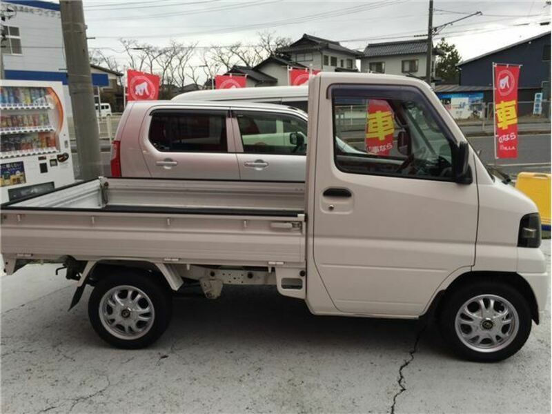 MINICAB TRUCK