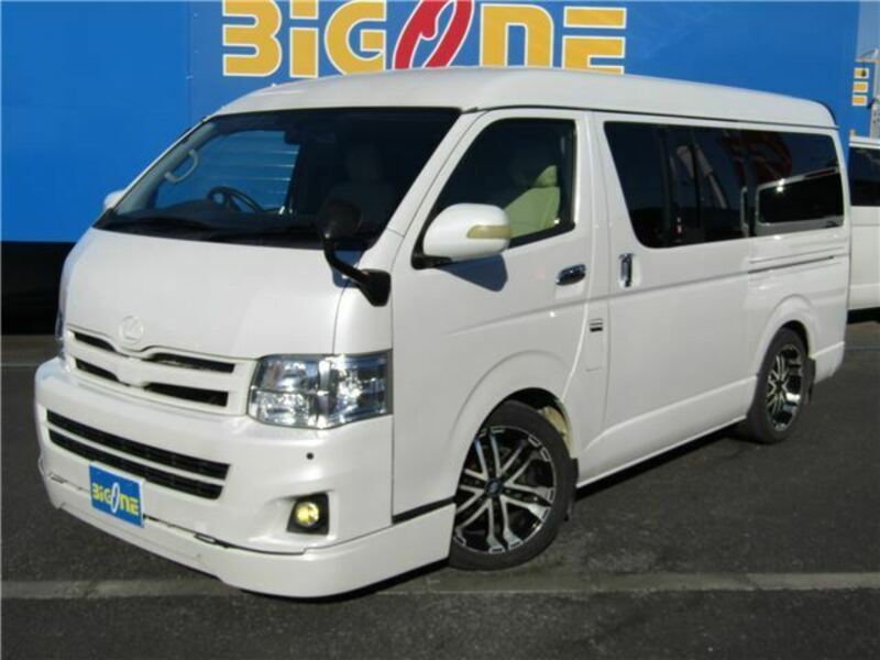 HIACE VAN