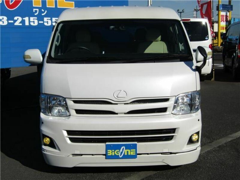 HIACE VAN