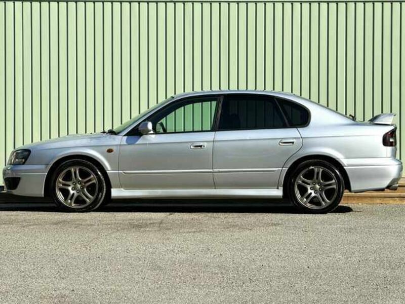 LEGACY B4