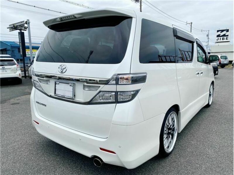 VELLFIRE