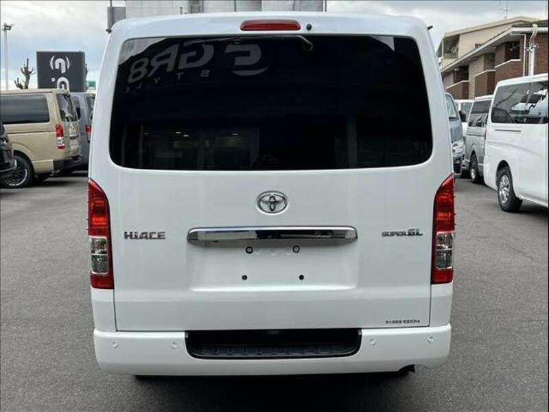 HIACE VAN