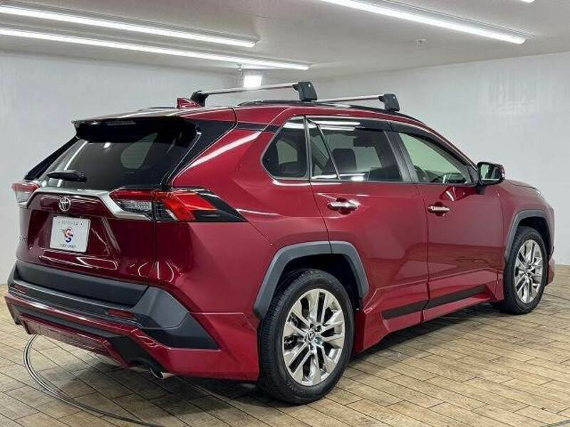 RAV4