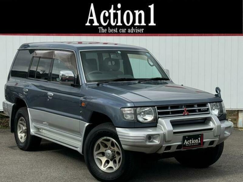 MITSUBISHI PAJERO