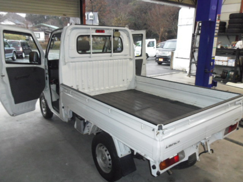 MINICAB TRUCK