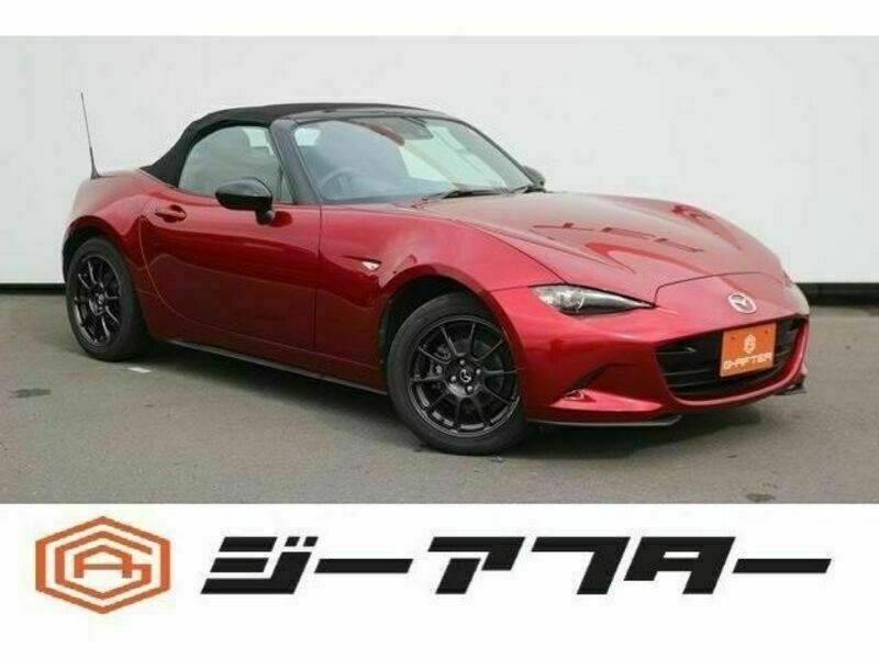 ROADSTER-0