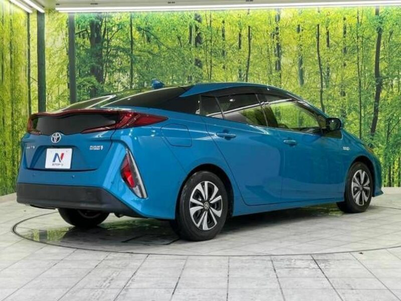 PRIUS PHV