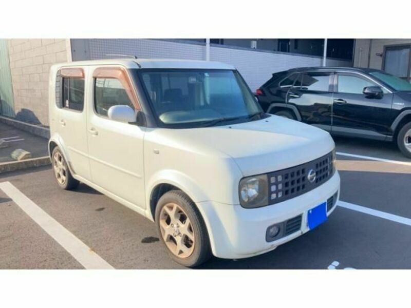 NISSAN CUBE