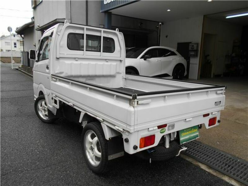 CARRY TRUCK