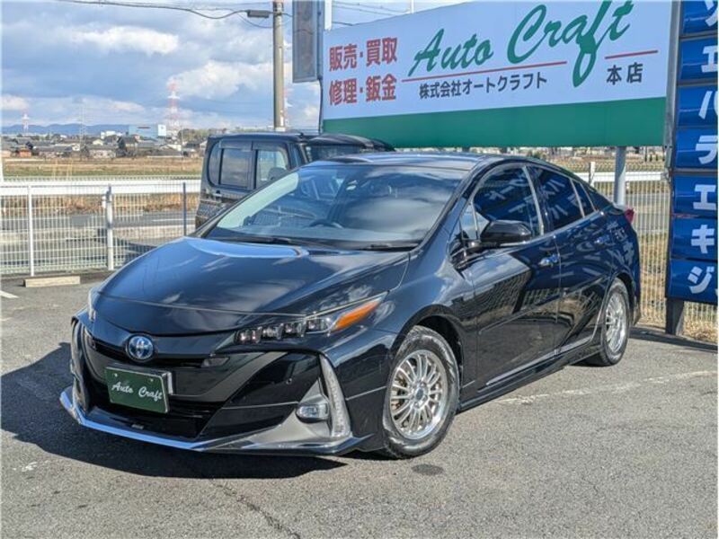 TOYOTA PRIUS PHV