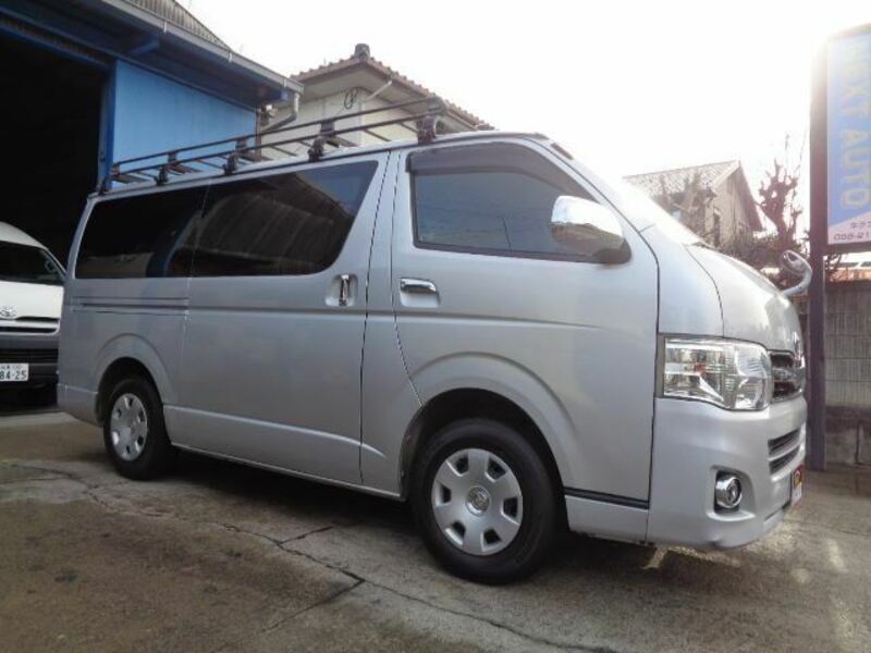 HIACE VAN