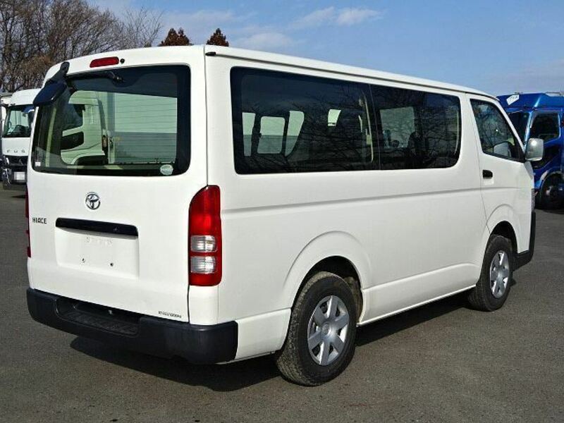 HIACE VAN