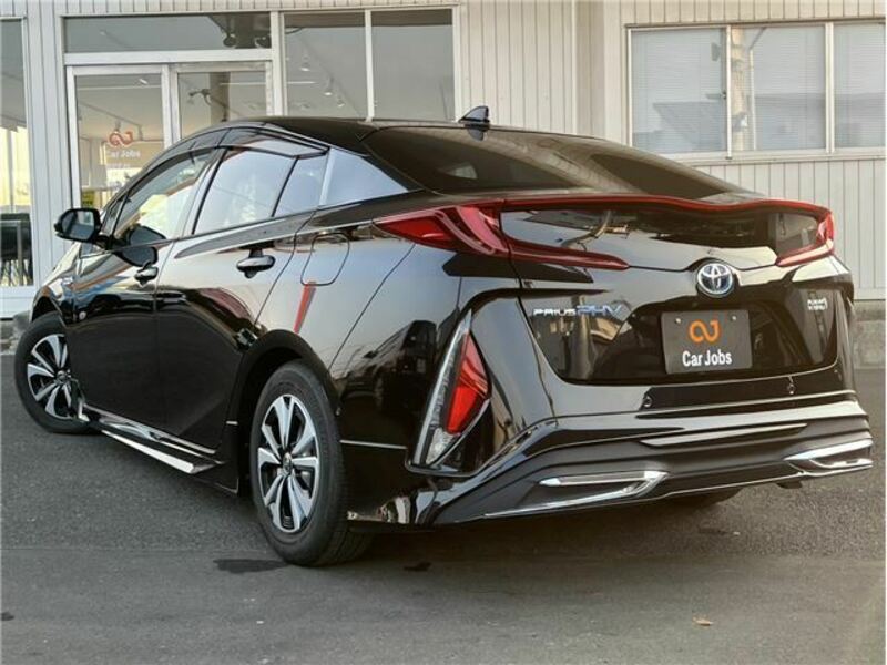 PRIUS PHV