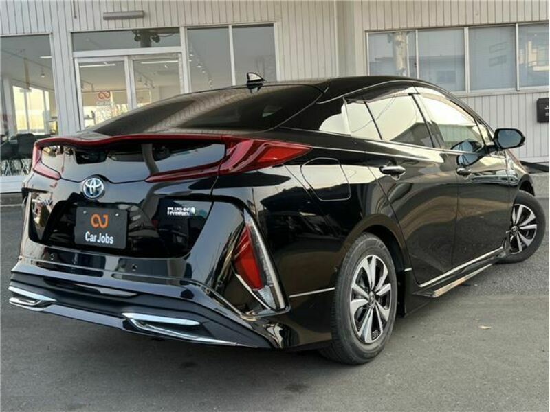 PRIUS PHV