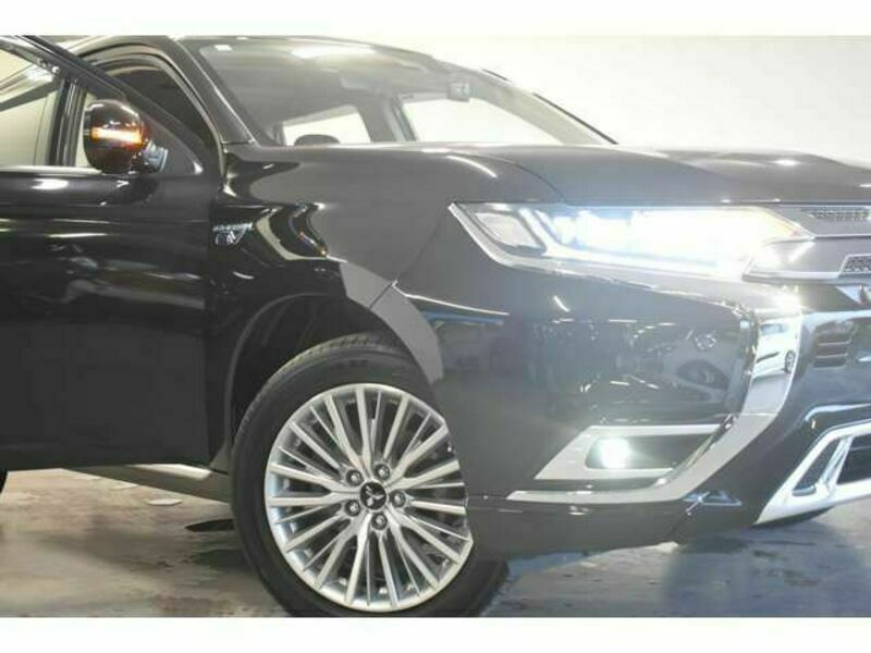 OUTLANDER PHEV