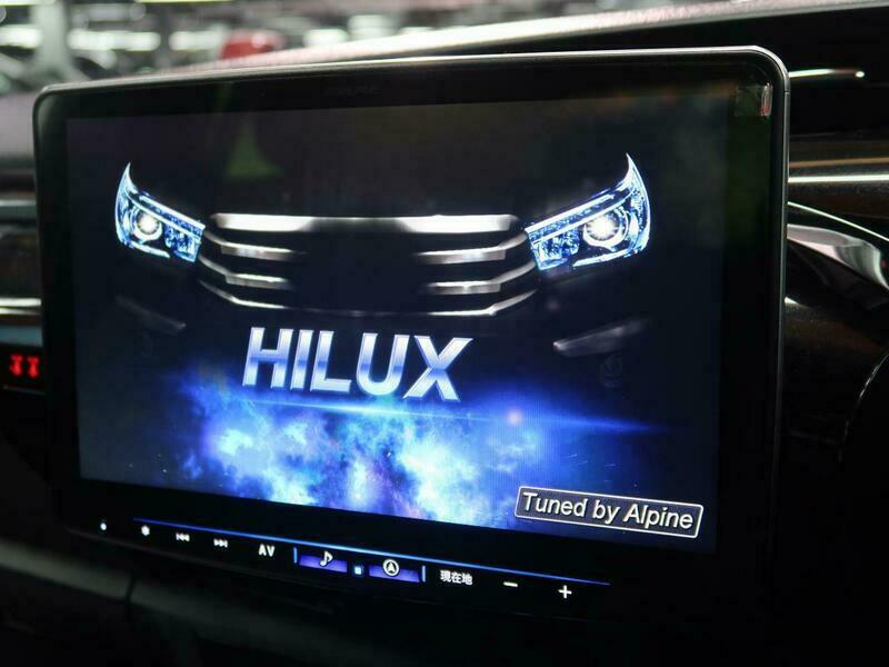 HILUX-64