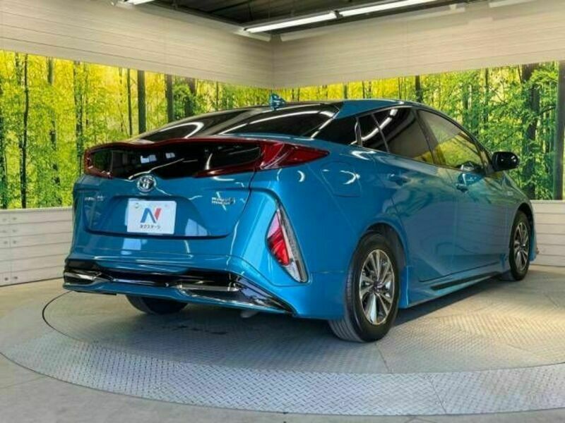 PRIUS PHV