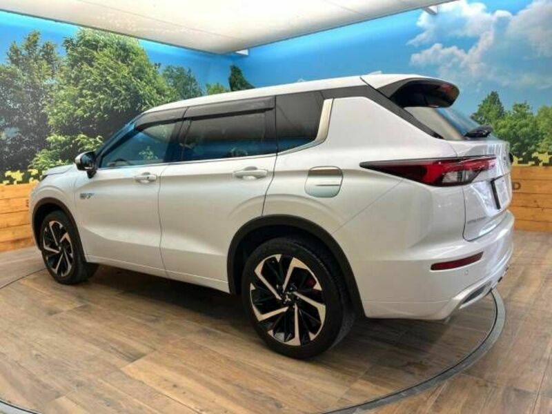 OUTLANDER PHEV