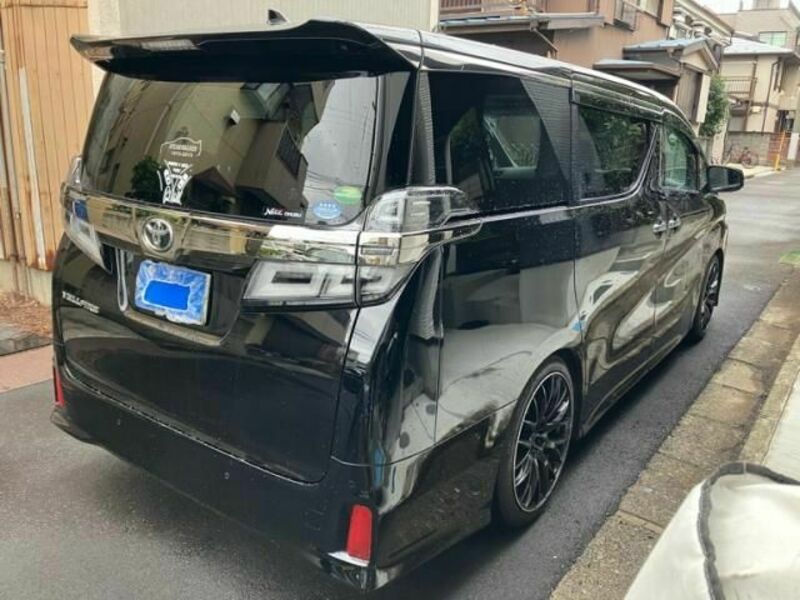 VELLFIRE