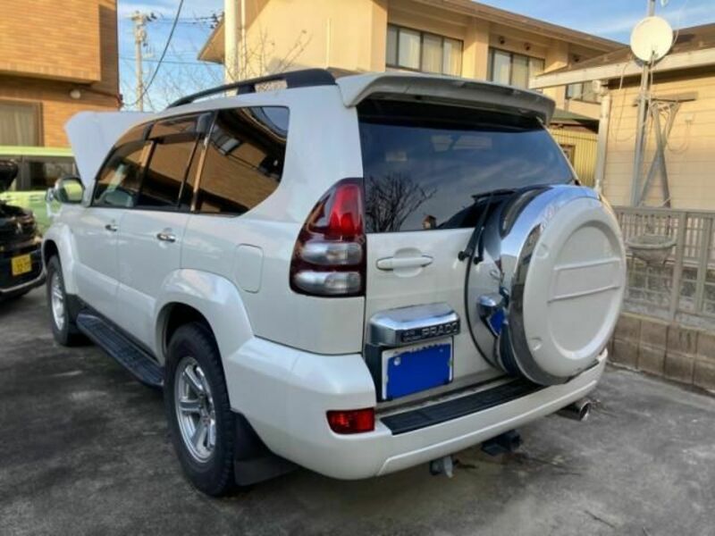 LAND CRUISER PRADO