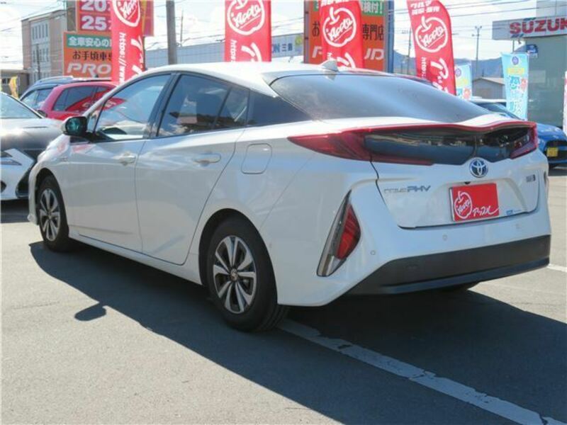 PRIUS PHV