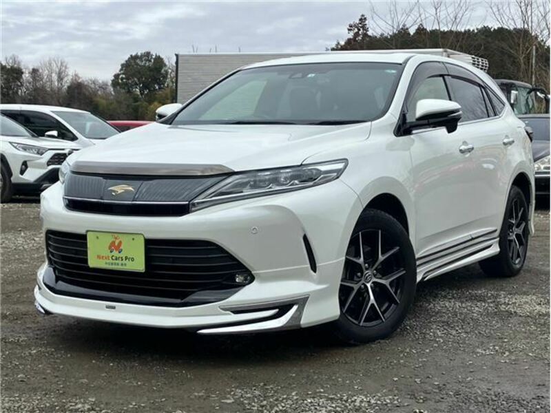 TOYOTA HARRIER