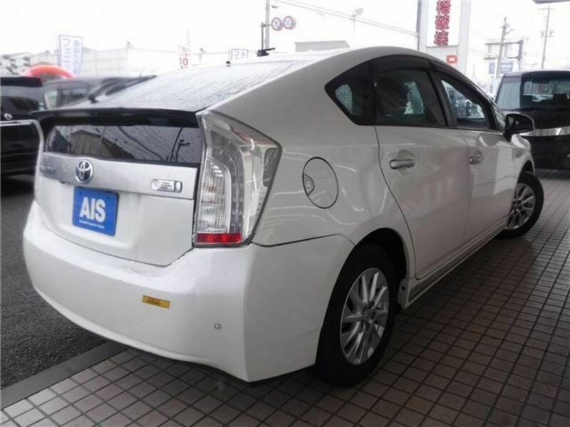 PRIUS PHV