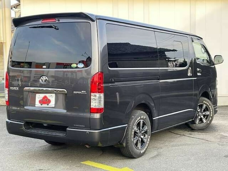 HIACE VAN