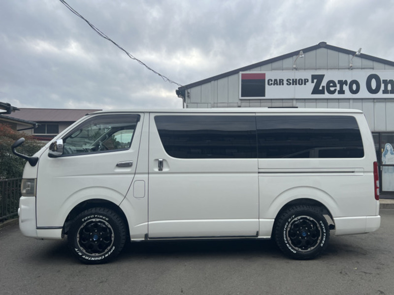 HIACE VAN