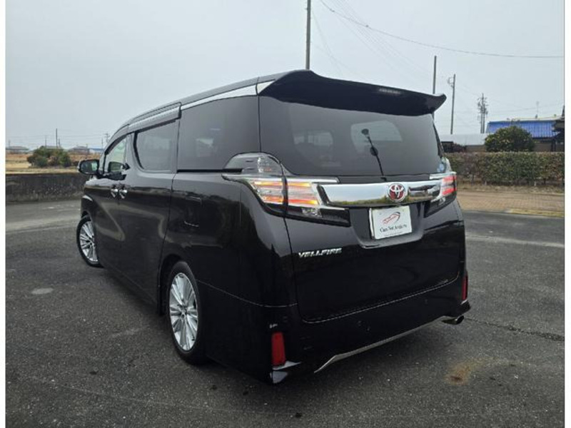 VELLFIRE