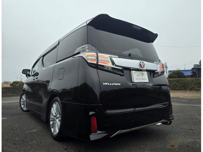 VELLFIRE