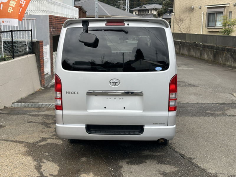 HIACE VAN