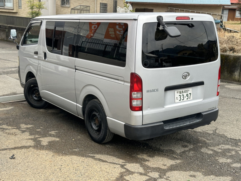 HIACE VAN