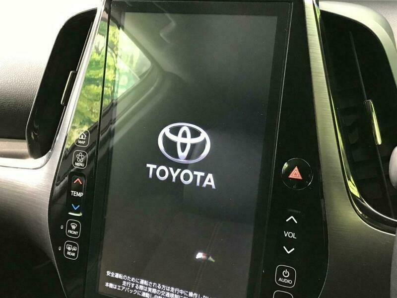 PRIUS PHV