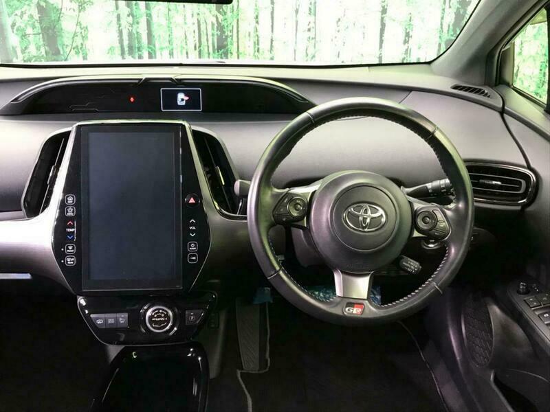 PRIUS PHV