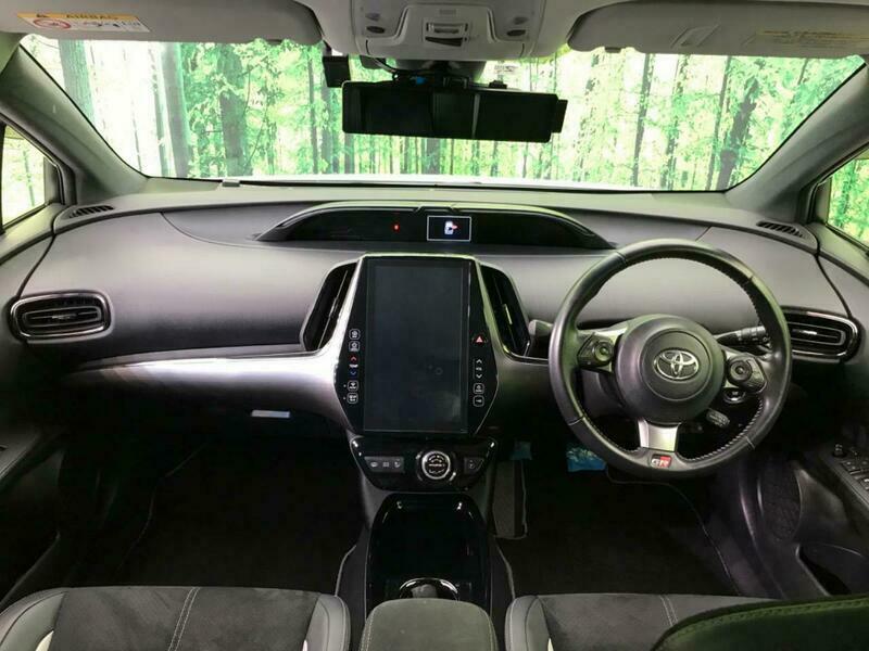 PRIUS PHV