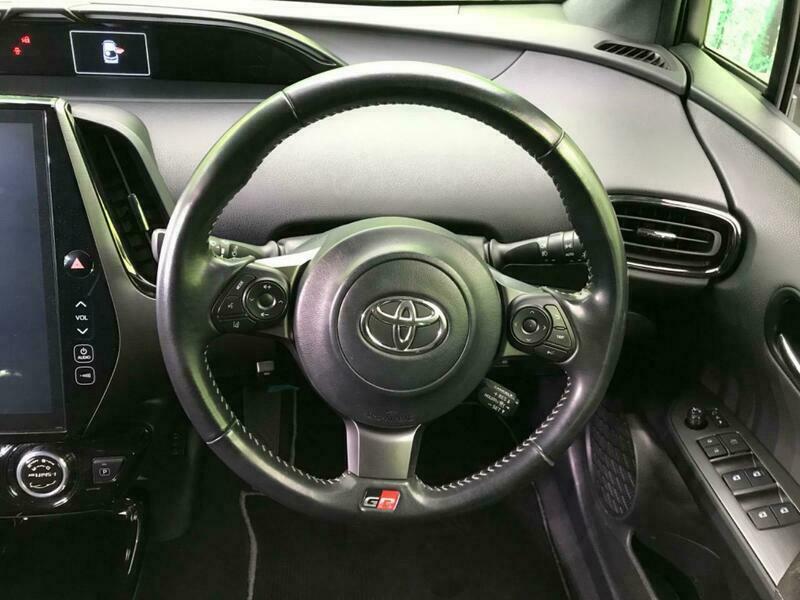 PRIUS PHV